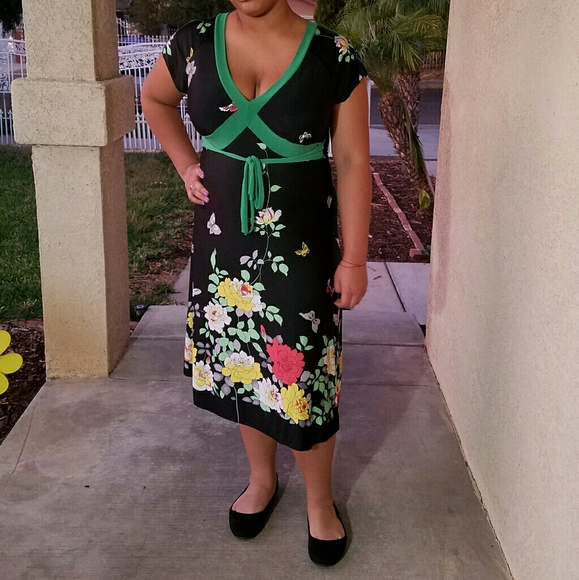 Libian Dresses & Skirts - Libian Floral Dress with Cap Sleeves Size 3XL
